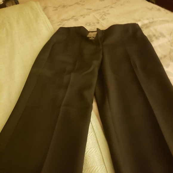 Express - Picture 2 of 4